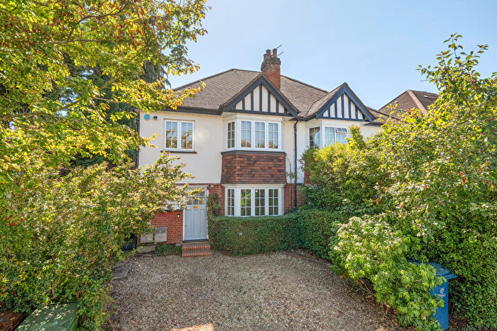 4 Bedroom Semi Detached House For Sale In Meadow Road, Pinner, HA5