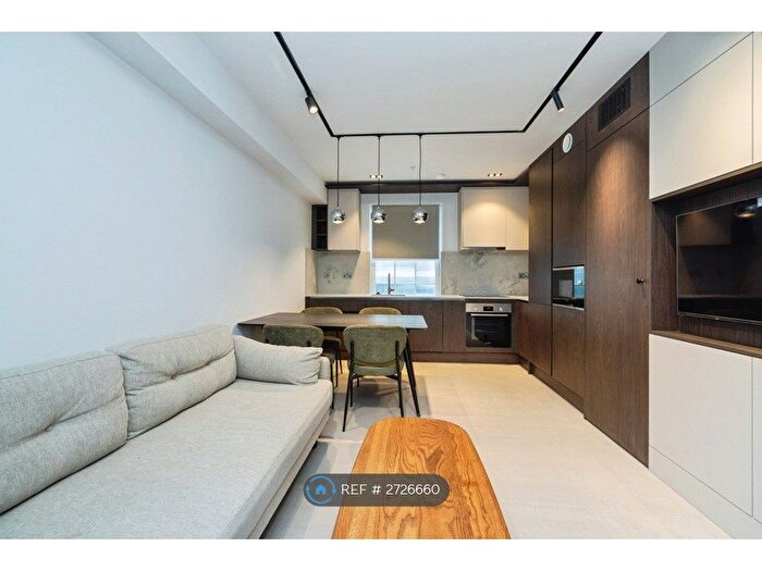 2 Bedroom Flat To Rent In Old Gloucester St, London, WC1N