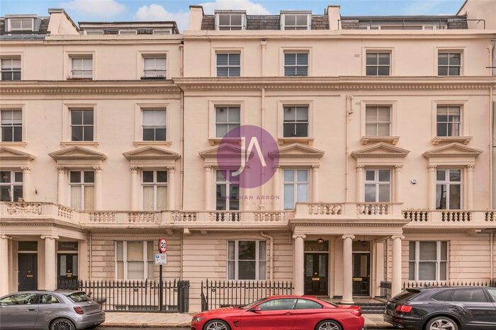 2 Bedroom Flat To Rent In Randolph Avenue, Little Venice, London, W9