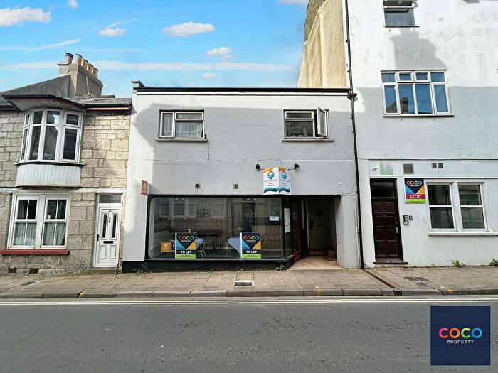 2 Bedroom Flat To Rent In Fortuneswell, Portland, DT5