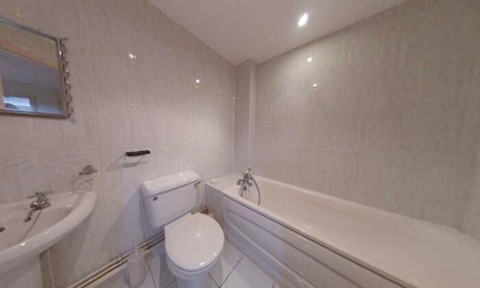 2 Bedroom Flat To Rent In Elm Grove, Southsea, PO5