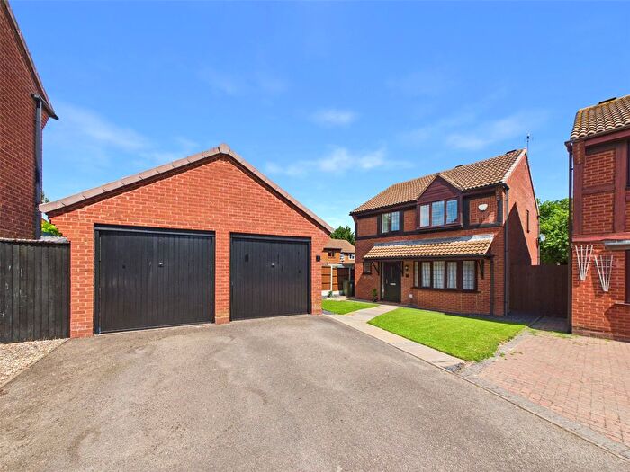 4 Bedroom Detached House For Sale In Wood Piece Close, Wall Meadow, Worcester, Worcestershire, WR4