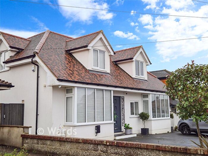 5 Bedroom Semi Detached House For Sale In Cavendish Way, Maidstone, Kent, ME15