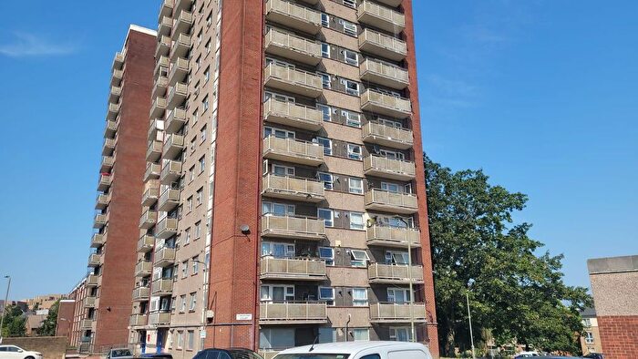 1 Bedroom Property To Rent In Belle Vue Estate, London, NW4