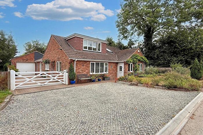 4 Bedroom Detached Bungalow For Sale In Shillingstone, DT11