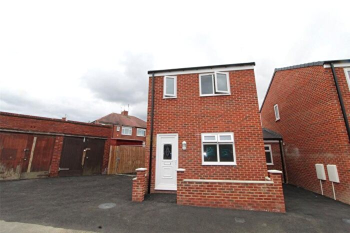 2 Bedroom End Of Terrace House To Rent In Carrfield Road, Newcastle Upon Tyne, Tyne & Wear, NE3