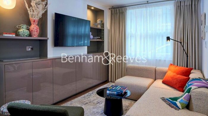 3 Bedroom Flat To Rent In Cheval Place, Knightsbridge, SW7