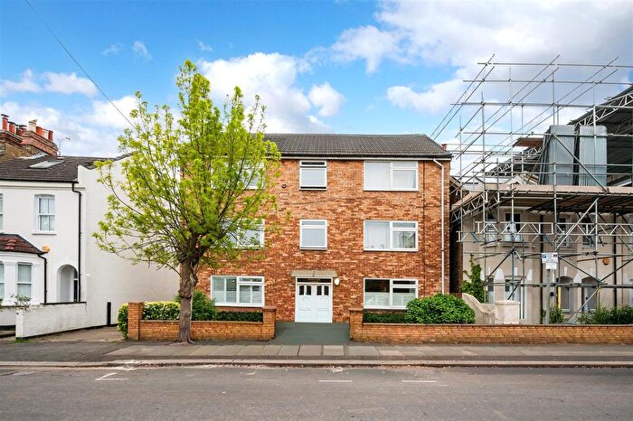 1 Bedroom Flat For Sale In Effra Road, Wimbledon, SW19
