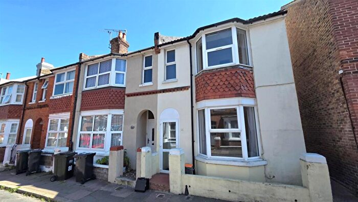 2 Bedroom House To Rent In Sydney Road, Eastbourne, BN22