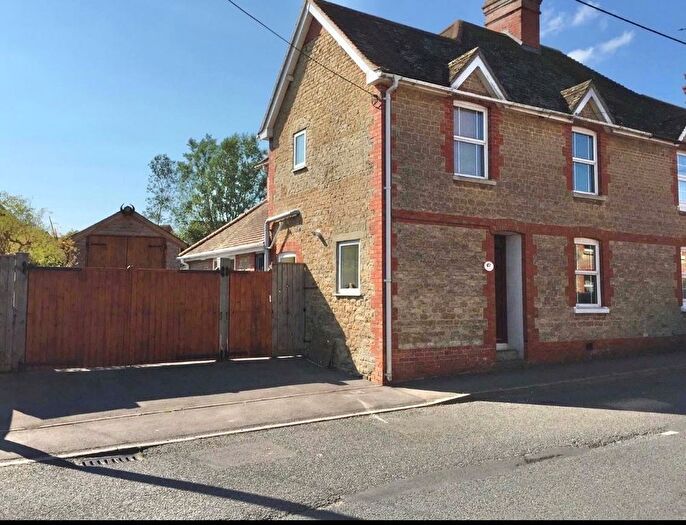 3 Bedroom Property For Sale In Wyke Road, Gillingham, SP8