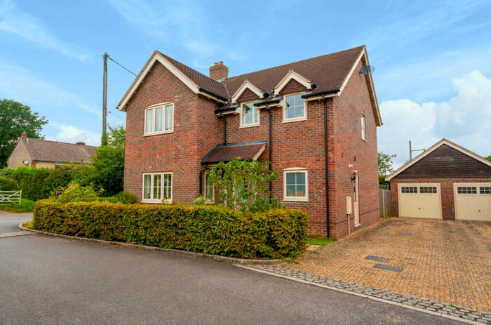 4 Bedroom Detached House To Rent In Stone Corner, Ropley, Alresford, Hampshire, SO24