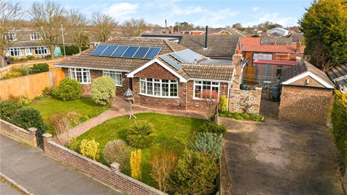 3 Bedroom Bungalow For Sale In South View, Holton Le Clay, Grimsby, N E Lincs, DN36