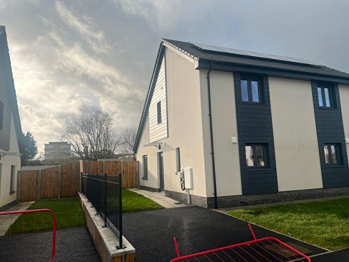 1 Bedroom Semi Detached House For Sale In Heol Fferm Fila, Crymych, SA41