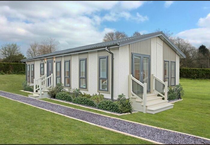 2 Bedroom Mobile Home For Sale In Rymer Lane, Barnham, Thetford, IP24