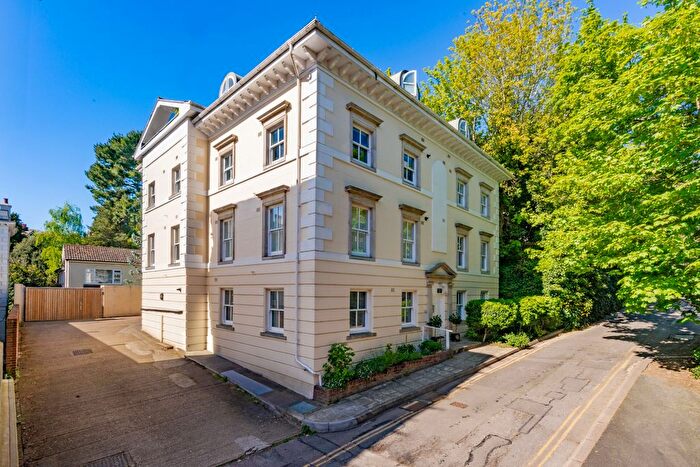 1 Bedroom Flat For Sale In Clarence Lodge, Tunbridge Wells, Kent, TN1