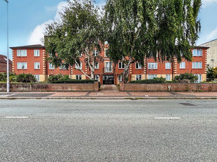 2 Bedroom Retirement Property For Sale In Broadwater Road, Worthing, BN14