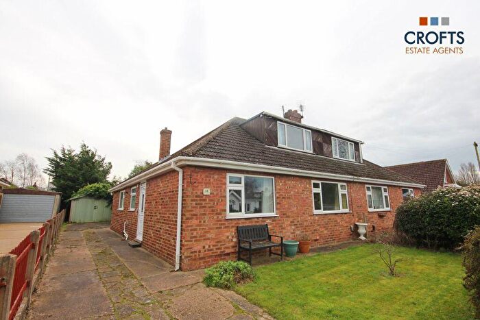 3 Bedroom Semi-Detached Bungalow For Sale In Carlton Avenue, Healing, DN41