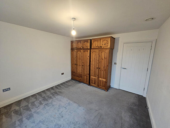 1 Bedroom Flat To Rent In South Road, Luton, LU1