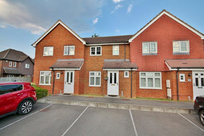 2 Bedroom Terraced House To Rent In Orchard Mews, Knaphill, Woking, Surrey, GU21