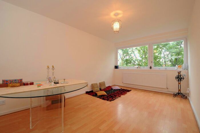 Apartment To Rent In New End Square, Hampstead, NW3