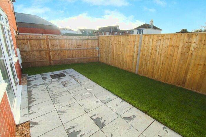 2 Bedroom Semi-Detached House For Sale In Junction Road, Totton, Southampton, Hampshire, SO40