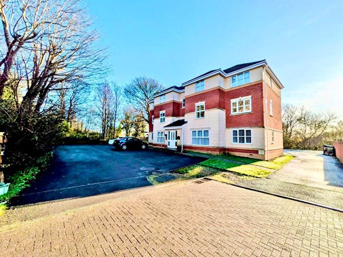 2 Bedroom Flat For Sale In Station Walk, Highbridge, TA9