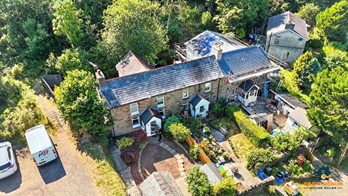 Property For Sale In Pandy Cottages, Trelewis, Treharris, CF46