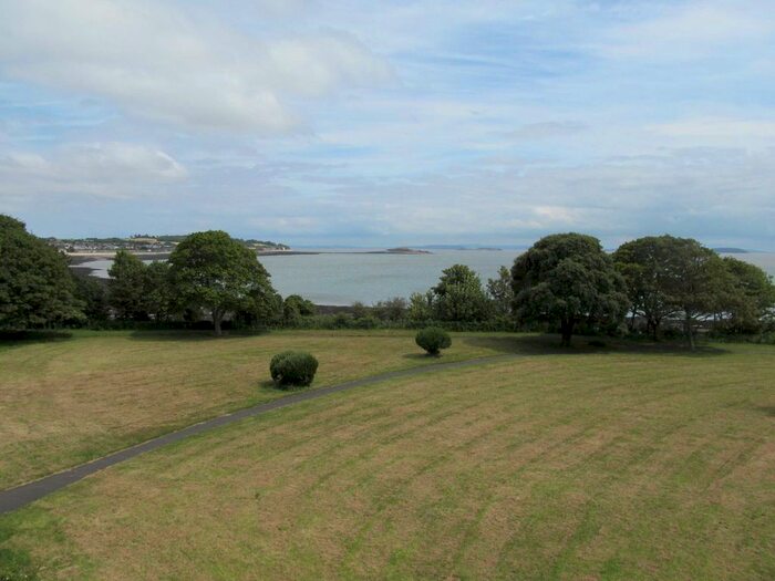 2 Bedroom Flat To Rent In Headlands, Hayes Road, Sully, CF64