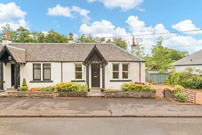 3 Bedroom Semi-Detached Bungalow For Sale In Newpark Road, Bellsquarry, EH54