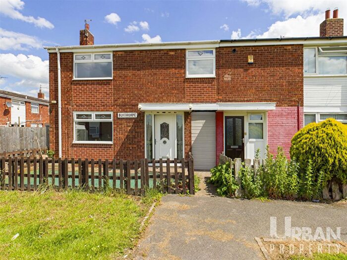 3 Bedroom End Of Terrace House To Rent In Blythorpe, Hull, HU6