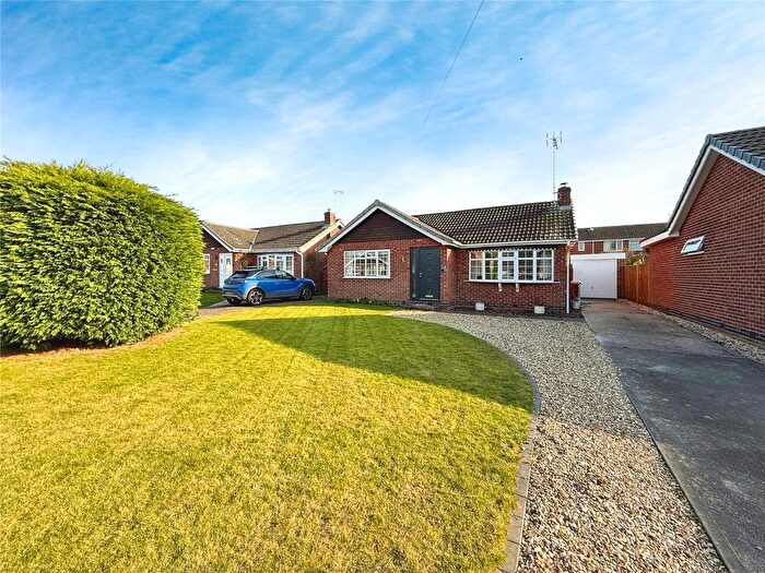 2 Bedroom Bungalow For Sale In Fisher Close, Collingham, Newark, Nottinghamshire, NG23