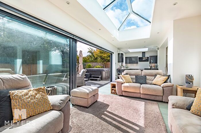 4 Bedroom Detached House For Sale In Hursley Close, Bournemouth, BH7