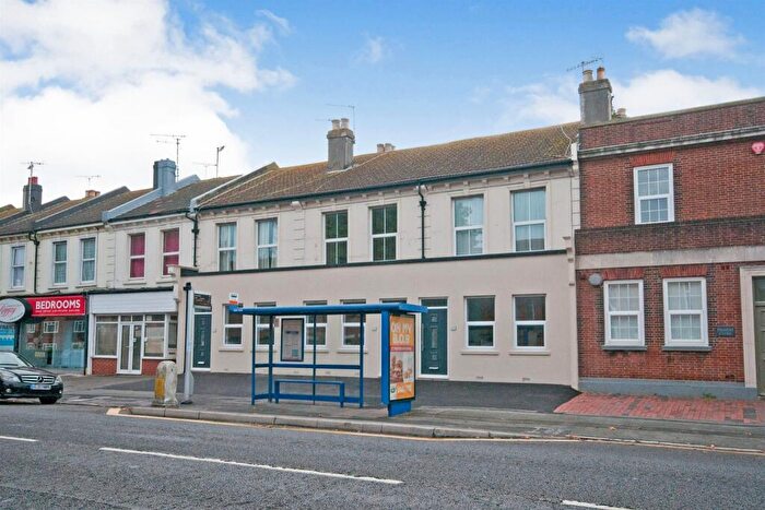 1 Bedroom Flat To Rent In Seaside, Eastbourne, BN22