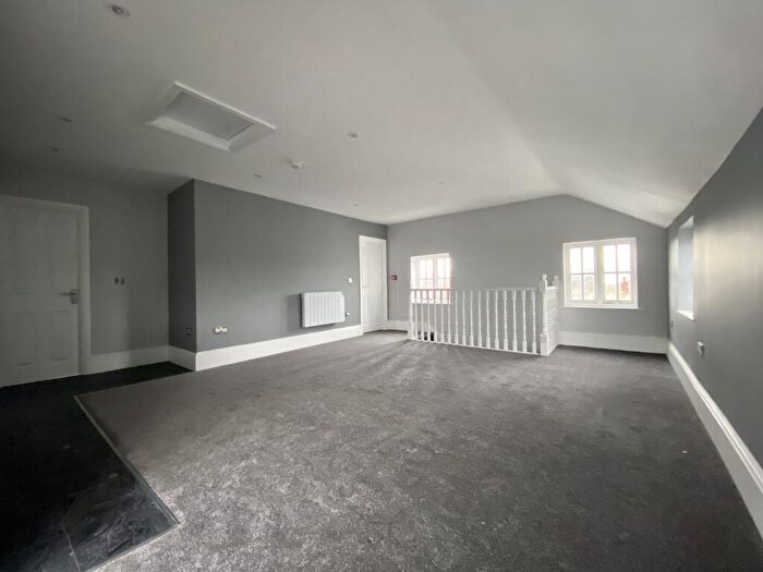 1 Bedroom Apartment To Rent In Abberley House, Dudley, DY1