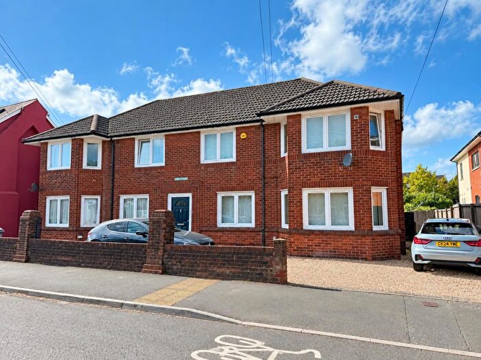 2 Bedroom Flat To Rent In Caerphilly Road, Heath, CF14