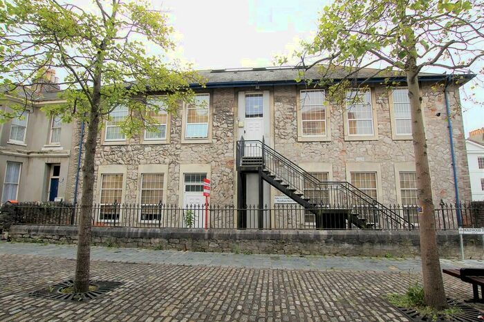 1 Bedroom Apartment To Rent In Hollywood Terrace, Stonehouse, Plymouth, PL1