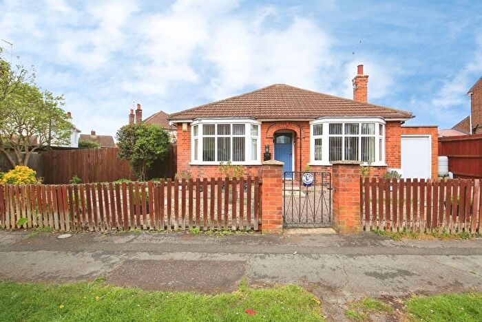 2 Bedroom Bungalow For Sale In St. Johns Road, Peterborough, Cambridgeshire, PE2