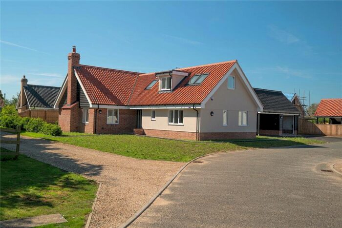 5 Bedroom Detached House For Sale In Dairy Close, Hollesley, Woodbridge, Suffolk, IP12