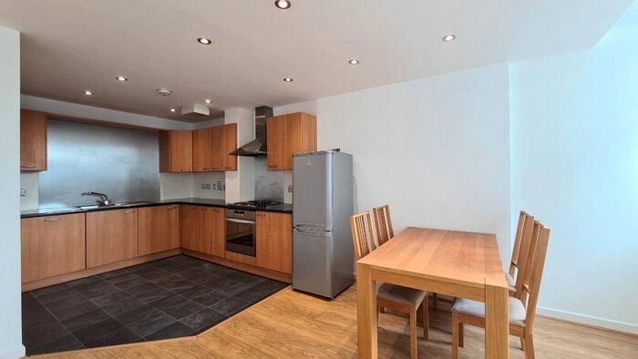 2 Bedroom Flat To Rent In Bothwell Street, City Centre, Glasgow, G2