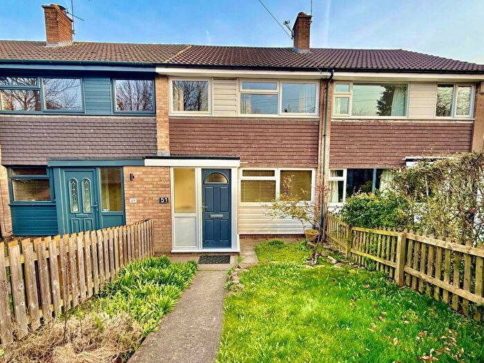 3 Bedroom Terraced House To Rent In Newlaithes Road, Horsforth, Leeds, West Yorkshire, Uk, LS18