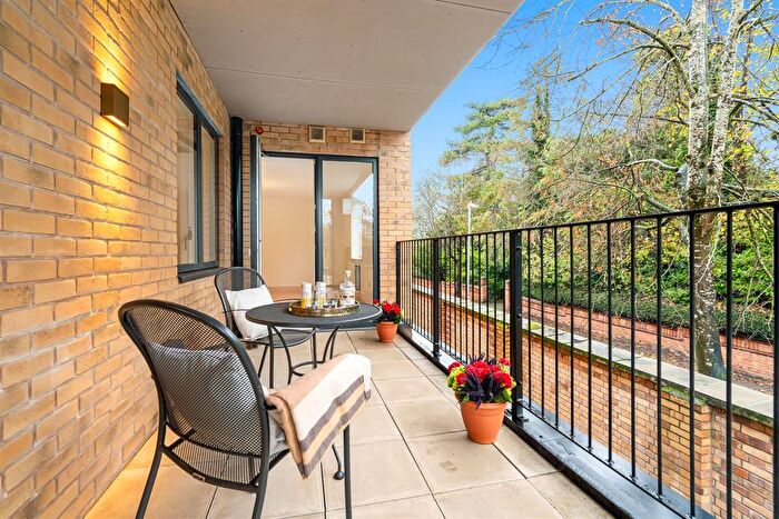 2 Bedroom Property To Rent In Apartment Astley, Mount Battenhall Retirement Village, Battenhall Avenue, Worcester, Worcestershire, WR5