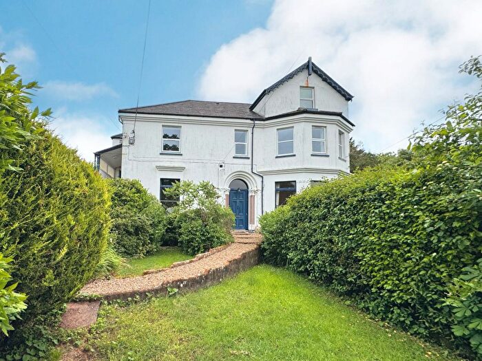 2 Bedroom Flat For Sale In Tedstone Lane, Lympstone, EX8