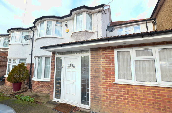 Studio To Rent In Studio- Wentworth Hill, Wembley, HA9