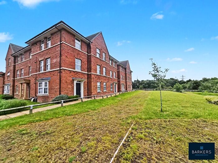 2 Bedroom Apartment For Sale In Heathfield Lane, Birkenshaw, BD11