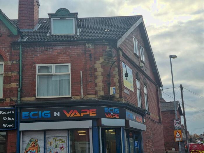 2 Bedroom Flat To Rent In A Barnsley Road, South Elmsall, Pontefract WF9