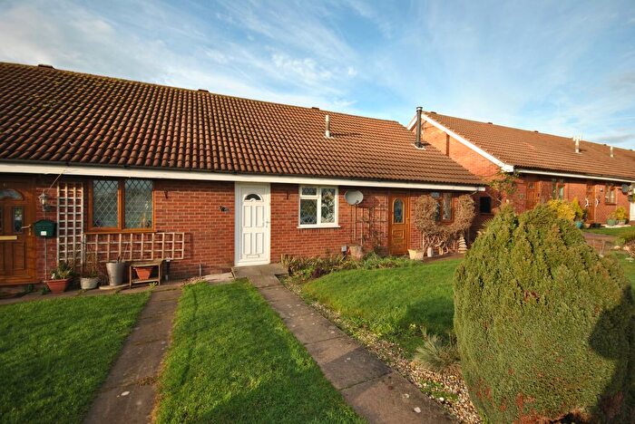 1 Bedroom Terraced House To Rent In Egerton Place, Whitchurch, Shropshire, SY13