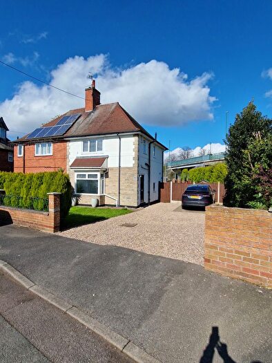 3 Bedroom Semi Detached House For Sale In Southwold Drive, Nottingham, NG8