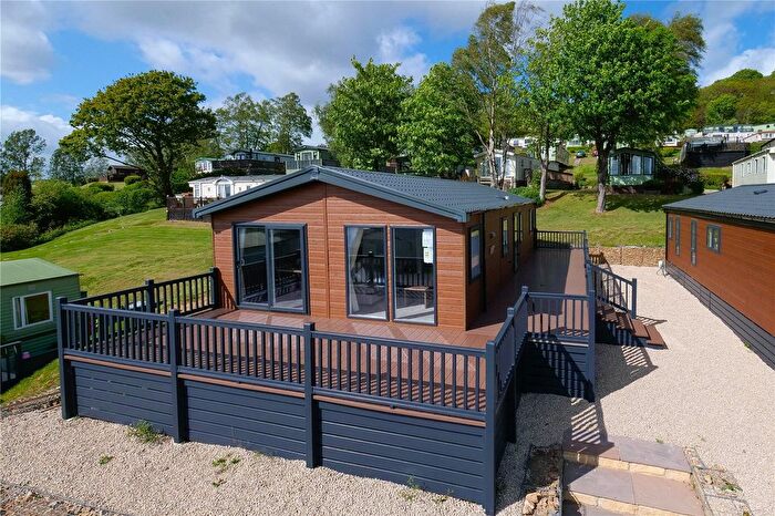 2 Bedroom Park Home For Sale In Glen Road, Baildon, Shipley, West Yorkshire, BD17