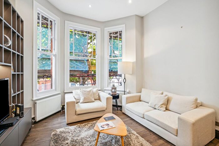 2 Bedroom Flat To Rent In Philbeach Gardens, Earls Court, SW5