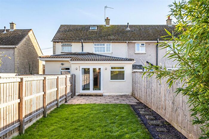 1 Bedroom Flat For Sale In Starbarn Road, Winterbourne, Bristol, BS36